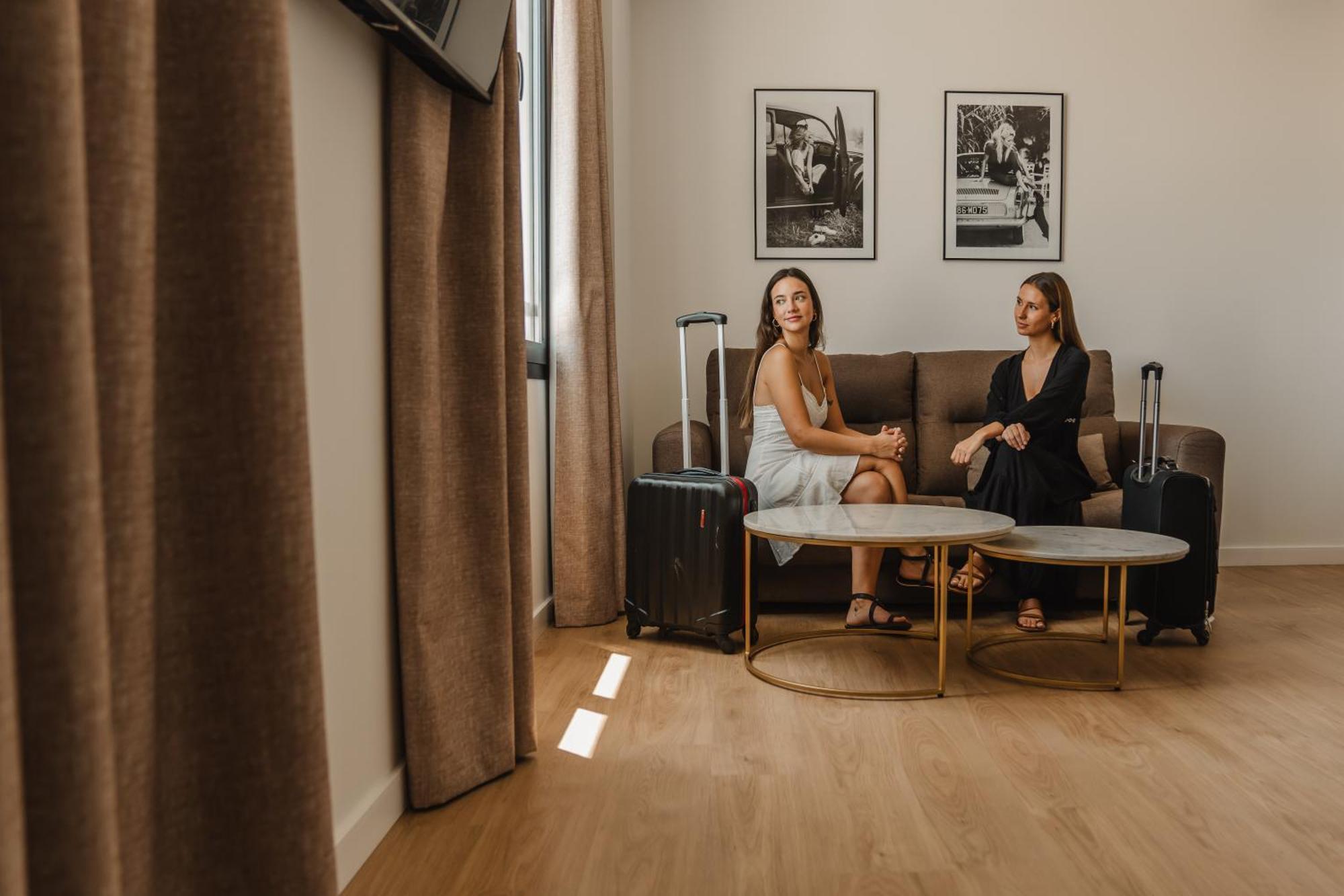 Eszentrico Suites Jerez Jerez de la Frontera Bagian luar foto