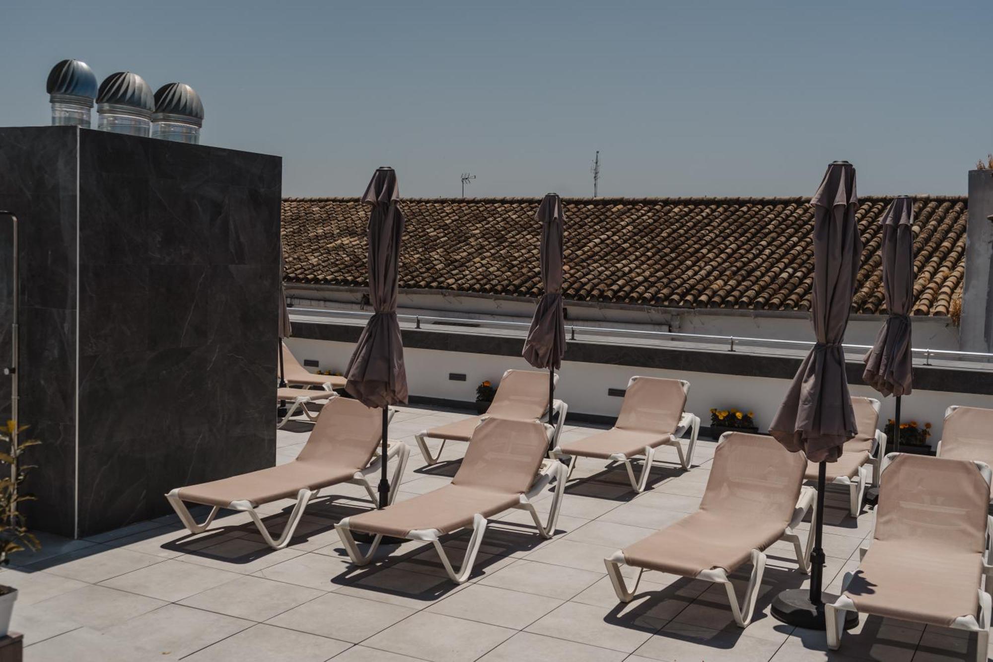 Eszentrico Suites Jerez Jerez de la Frontera Bagian luar foto